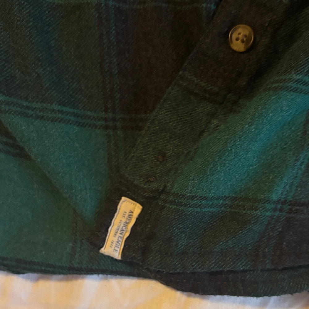 American Eagle Outfitters Plaid Shirt - Picture 3 of 6